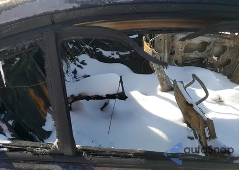 2011 BMW 335 Xi z USA, uszkodzony, nr VIN WBAPL5G5XBNN21945